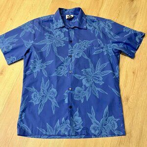 Vintage Hilo Hattie Hawaiian Blue Men's Large Button Down Made in Hawaii